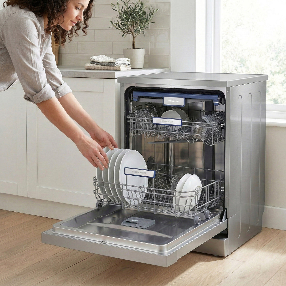 Heinner HDW-FSM60714AXD freistehender Geschirrspüler – 14 Maßgedecke – Dual Zone – Energieeffizienzklasse D – Bild 7