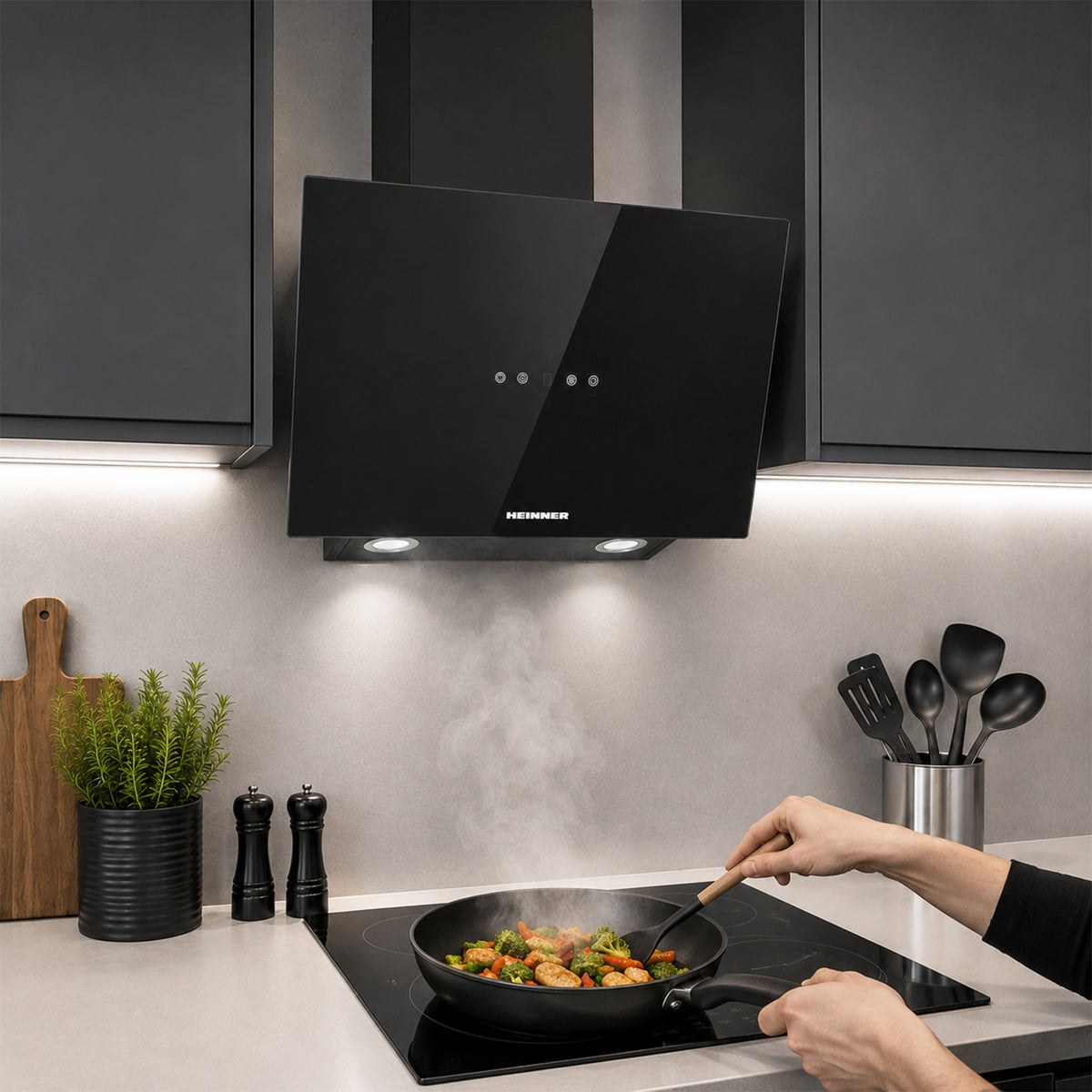 Heinner Dunstabzugshaube HDCH-5960RGBK – 60 cm – 3 Geschwindigkeiten – Touch-Steuerung – Schwarz – Bild 9