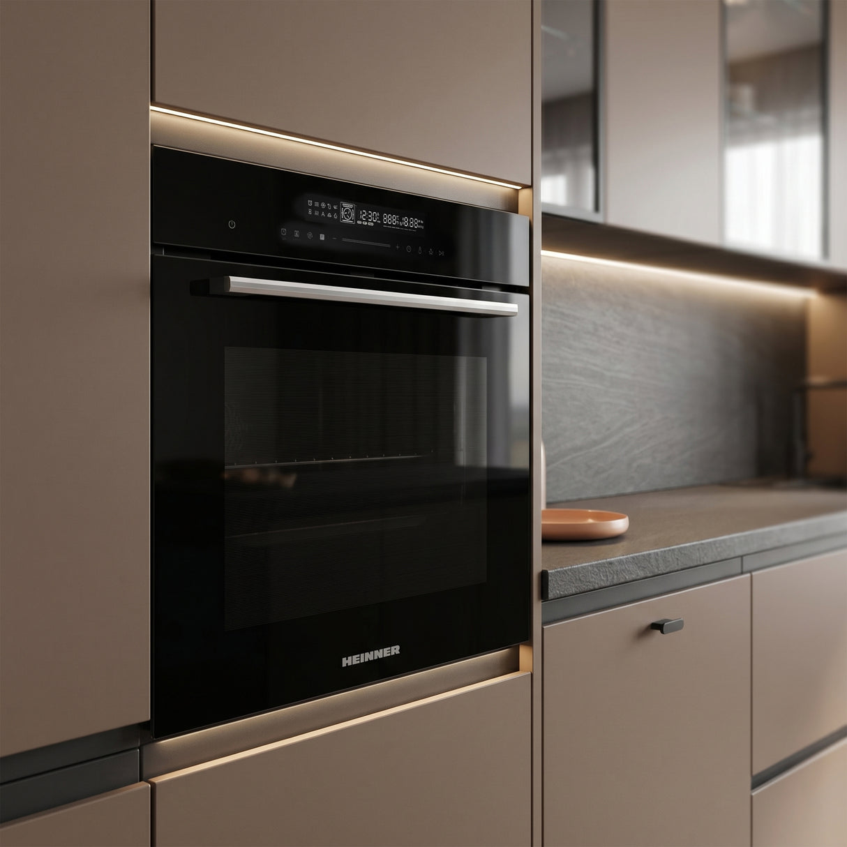 Heinner Einbauofen HBO-M7214GCDRC-GBK – 72 Liter – Heißluft, Grill & Airfry – schwarz – Bild 5