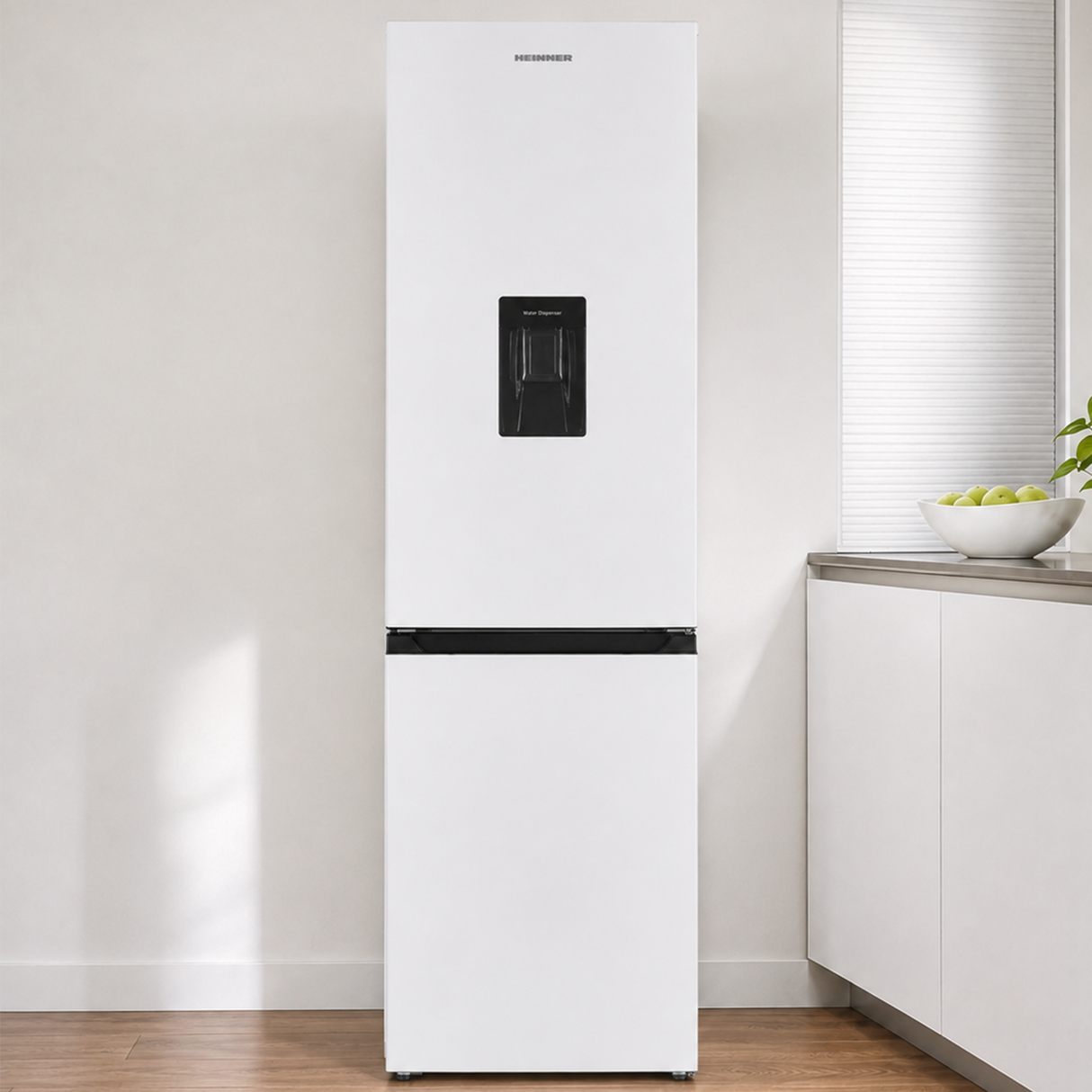 Heinner HC-HM313WDE++ Kühl-Gefrierkombination mit Wasserspender – 313 L – Energieklasse E – Einstellbarer – Bild 5