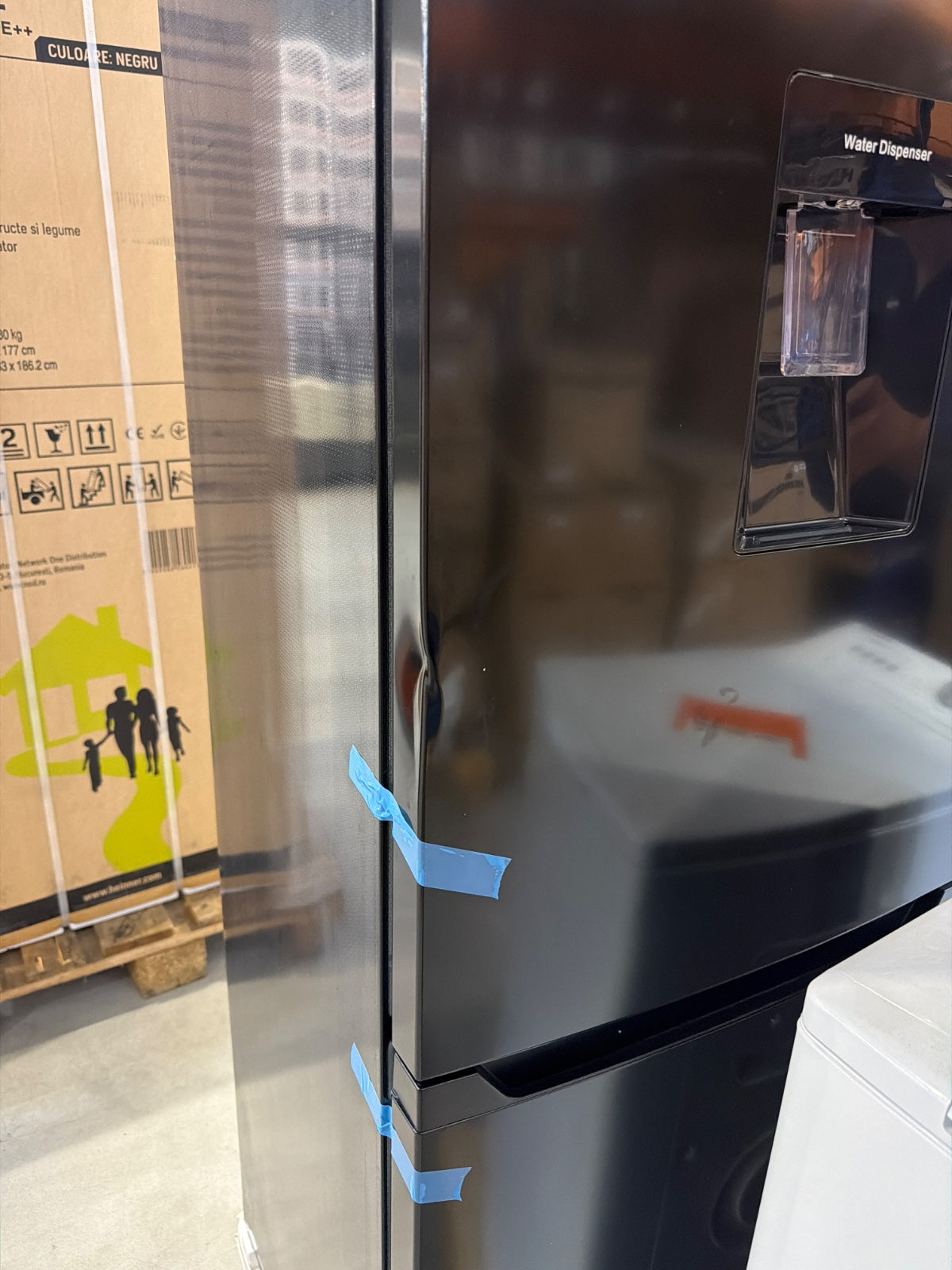 Heinner Kühl-Gefrierkombination HC-HM260BKWDE – 260 Liter – Wasserspender – Energieeffizienzklasse E — Outlet – Bild 5