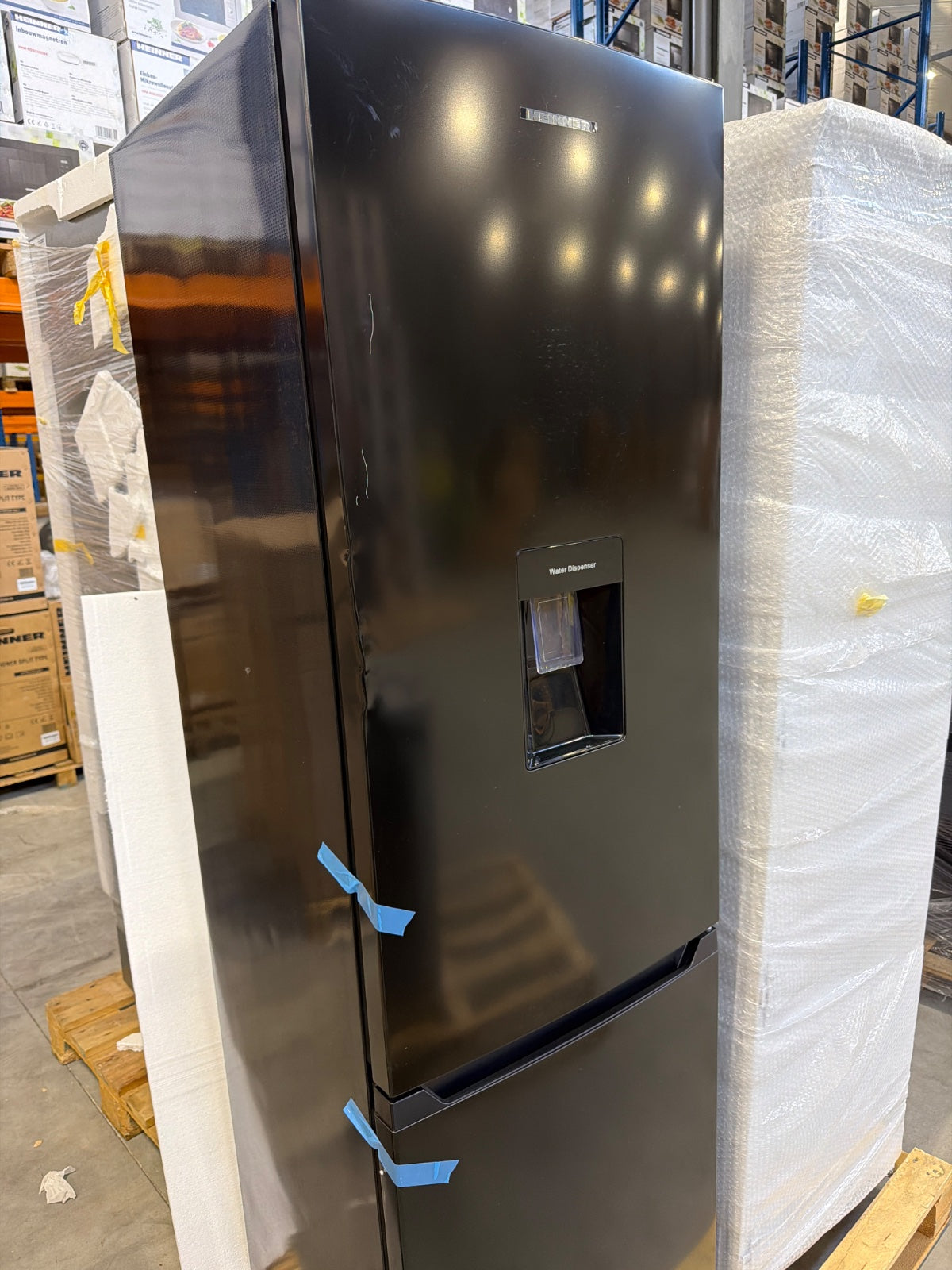 Heinner Kühl-Gefrierkombination HC-HM260BKWDE – 260 Liter – Wasserspender – Energieeffizienzklasse E — Outlet – Bild 2